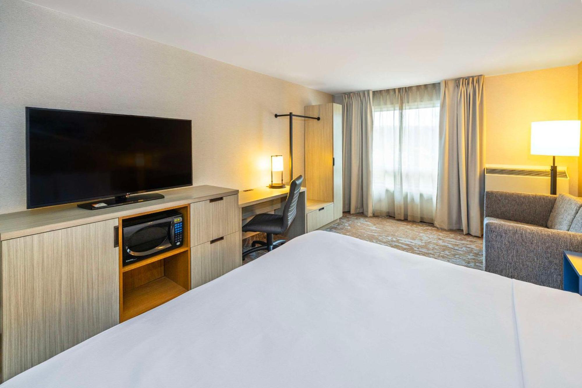 Comfort Inn Amherst Buitenkant foto