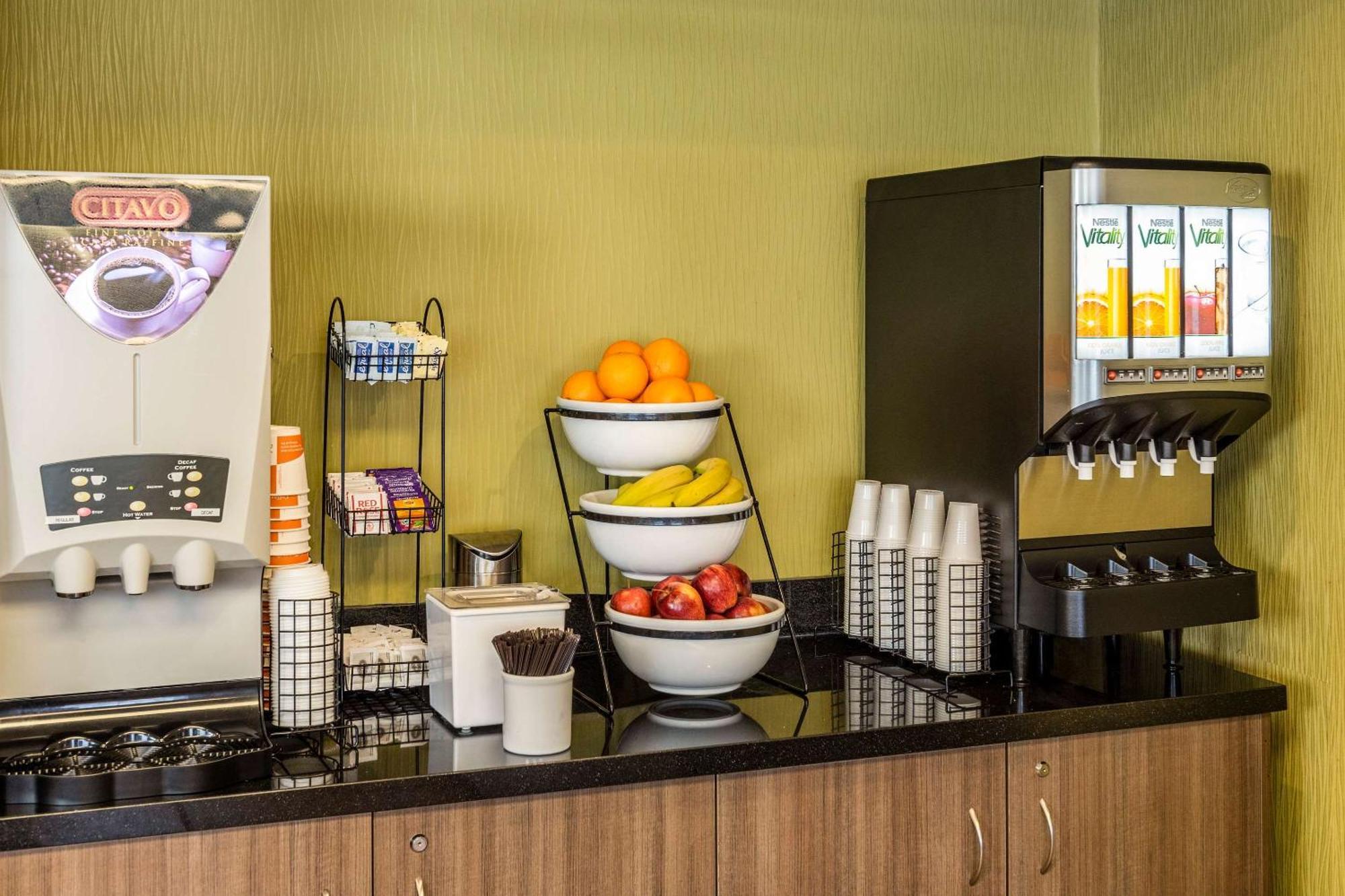 Comfort Inn Amherst Buitenkant foto