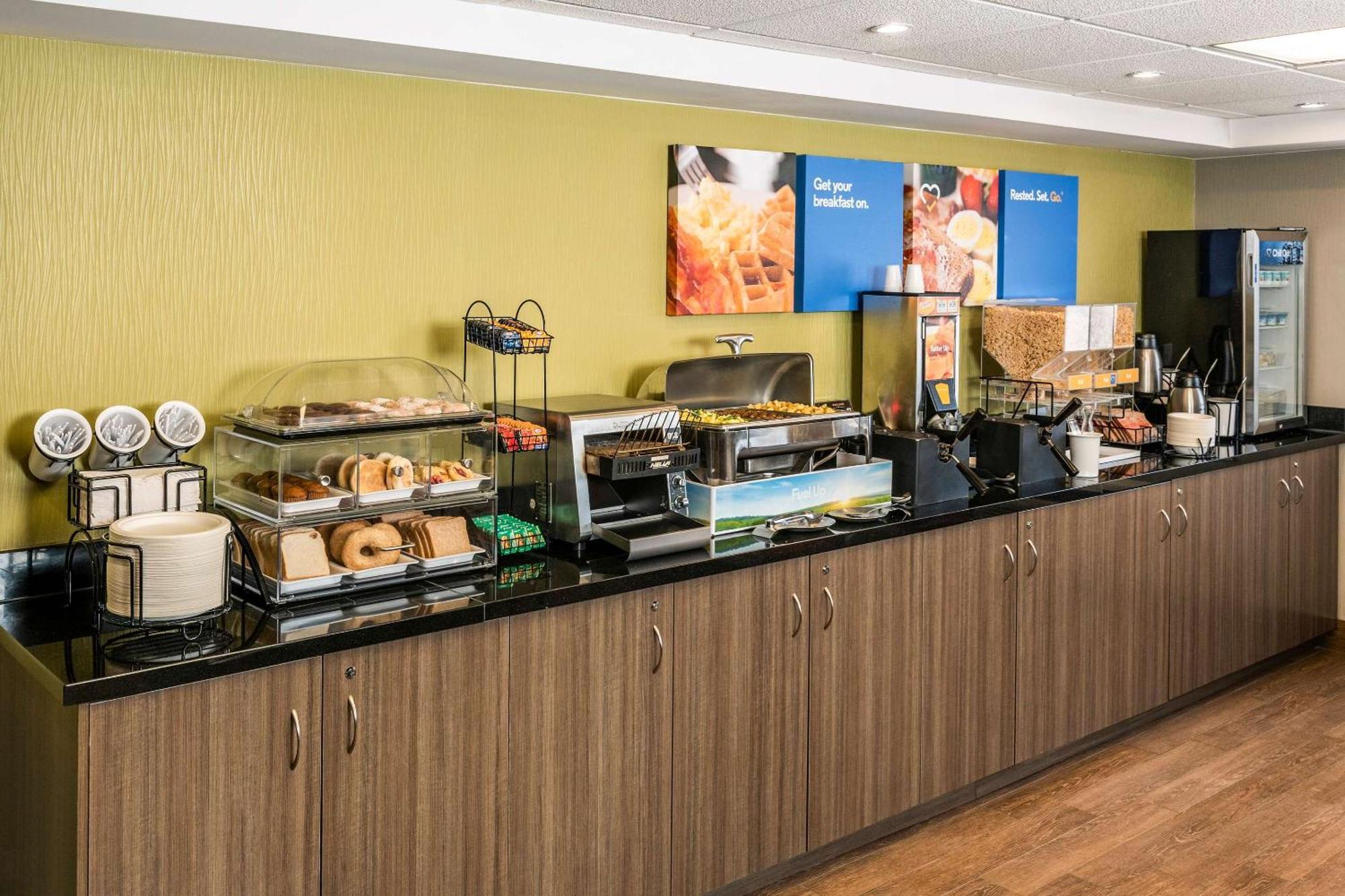 Comfort Inn Amherst Buitenkant foto