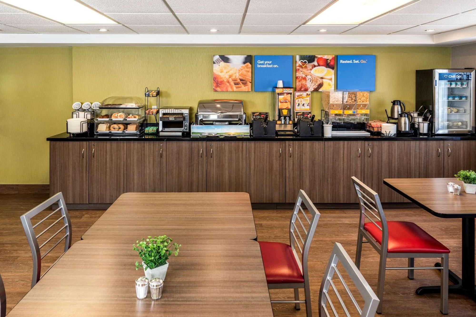 Comfort Inn Amherst Buitenkant foto